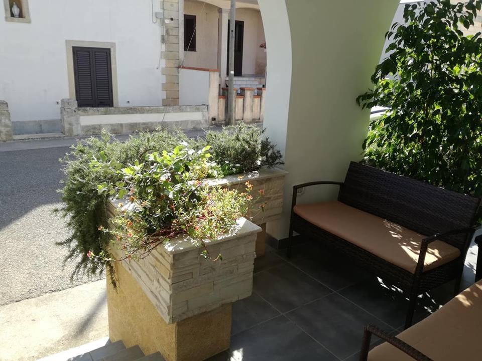 Vianova Affittacamere Giurdignano Εξωτερικό φωτογραφία