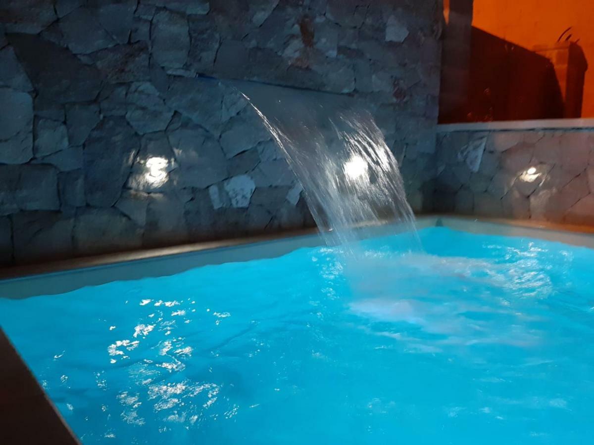 Vianova Affittacamere Giurdignano Εξωτερικό φωτογραφία